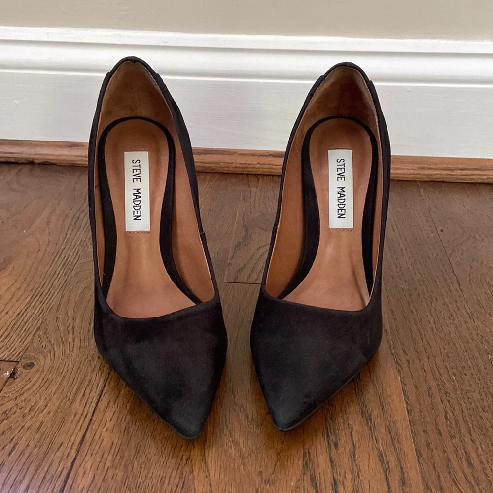 Steve Madden Paiton Pumps - Picture 1 of 5